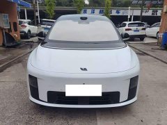 Li Auto i8 Standard Edition - ფოტო 3