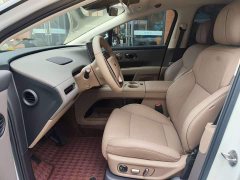 Li Auto i8 Standard Edition - ფოტო 6
