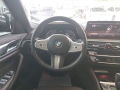 BMW 5 Series 530Li Premier M Sport Package - ფოტო 10