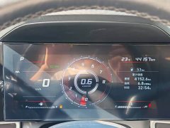 Hyundai Elantra 1.5L CVT Luxury - ფოტო 17