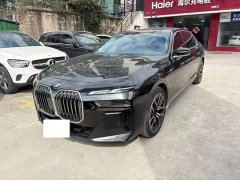 BMW 7 Series 735Li M Sport Package - ფოტო 1