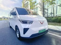 Wuling Yangguang 300km Comfort Passenger Van 75kW - фото 3