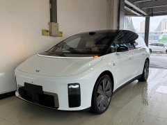 Li Auto i9 Home - фото 1