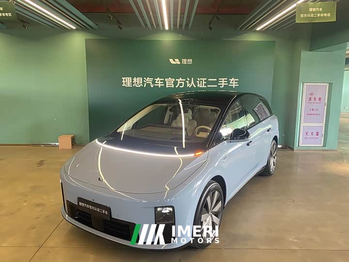 Li Auto i8 Standard Edition - автомобиль из Китая