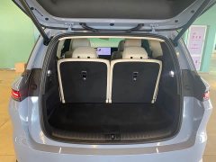 Li Auto i8 Standard Edition - фото 4