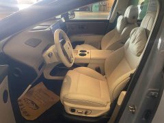 Li Auto i8 Standard Edition - фото 7