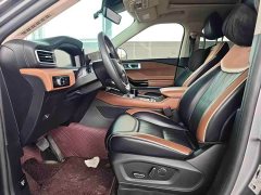 Ford Explorer EcoBoost 285 AWD Titanium 6-Seater - photo 9
