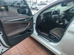 BMW 5 Series Facelift 530Li Premier Luxury Package - фото 15