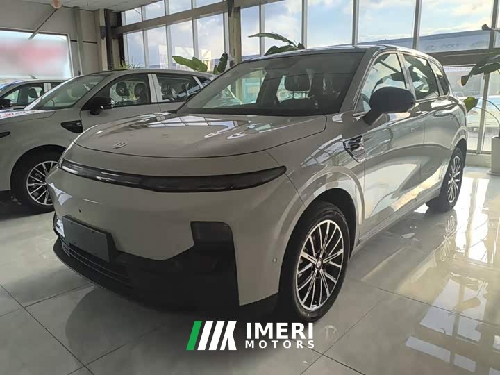 Leapmotor B10 510 Pleasure Edition - ავტომობილი ჩინეთიდან