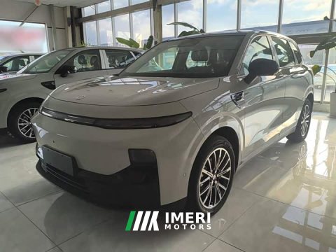 2026 Leapmotor B10 510 Pleasure Edition - автомобиль из Китая
