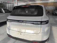Leapmotor B10 510 Pleasure Edition - ფოტო 5