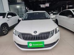 Skoda Octavia 1.5L Automatic Comfort - фото 2