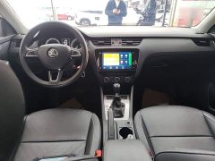 Skoda Octavia 1.5L Automatic Comfort - фото 9
