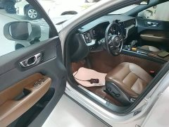 Volvo XC60 B5 AWD Smart Luxury Edition - photo 15