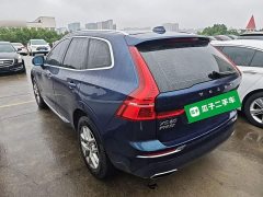 Volvo XC60 T5 AWD Smart Luxury Edition - фото 4