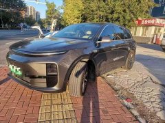 Li Auto L6 Pro - ფოტო 1
