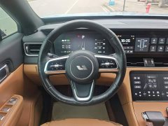 Li Auto ONE Extended Range 6-Seater - ფოტო 10
