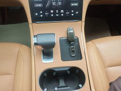 Li Auto ONE Extended Range 6-Seater - ფოტო 13