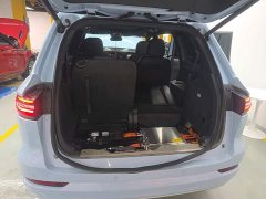 Li Auto ONE Extended Range 6-Seater - ფოტო 18