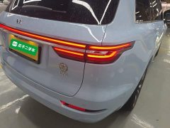 Li Auto ONE Extended Range 6-Seater - ფოტო 7