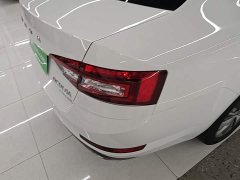Skoda Octavia TSI230 DSGLuxury Edition - ფოტო 7