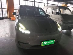 Tesla Model Y Standard Range RWD - ფოტო 2