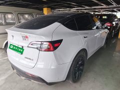 Tesla Model Y Standard Range RWD - ფოტო 6