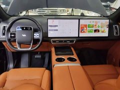 Li Auto L7 Pro - ფოტო 9