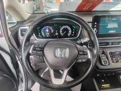 Honda Odyssey 2.0L e:HEV Luxury - ფოტო 10