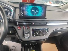 Honda Odyssey 2.0L e:HEV Luxury - ფოტო 12