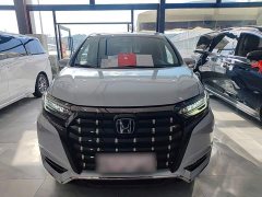 Honda Odyssey 2.0L e:HEV Luxury - ფოტო 2