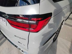 Honda Odyssey 2.0L e:HEV Luxury - ფოტო 7
