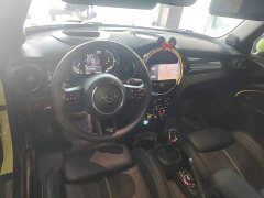 BMW MINI 1.5T COOPER CABRIO Sidewalk - photo 9