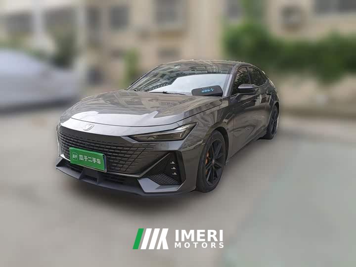 Changan UNI-V 1.5T Deluxe - ავტომობილი ჩინეთიდან