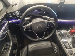 Volkswagen Touareg 3.0TSI Sharp Enjoyment Edition Jet Black Sport Package - фото 14