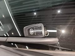 Toyota Avalon 2.0L Premium Edition - photo 8