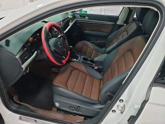 Volkswagen Lavida 280TSI DSG Luxury - photo 14