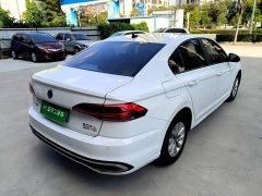 Volkswagen Bora 200TSI DSG Comfort Edition - photo 6