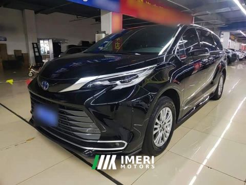 2022 Toyota Sienna 2.5L Hybrid Premium Edition