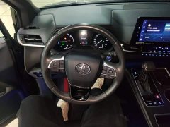 Toyota Sienna 2.5L Hybrid Premium Edition - photo 10
