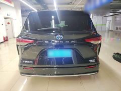 Toyota Sienna 2.5L Hybrid Premium Edition - photo 5