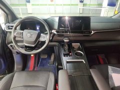 Toyota Sienna 2.5L Hybrid Premium Edition - photo 9