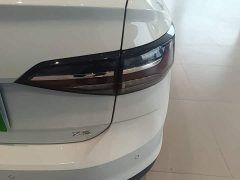 Volkswagen Lavida Sharp 1.5L Outstanding New Edition - ფოტო 7