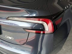 Tesla Model 3 Long Range All-Wheel Drive - ფოტო 6