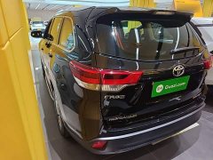 Toyota Highlander 2.0T AWD Luxury 7-Seater - photo 4
