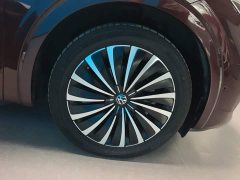 Volkswagen Viloran 380TSI Prestige - photo 11