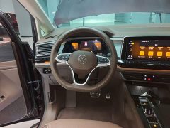 Volkswagen Viloran 380TSI Prestige - photo 14
