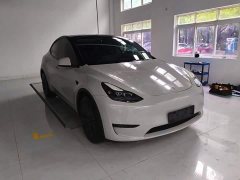 Tesla Model Y Rear-Wheel Drive - ფოტო 3