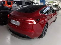 Tesla Model 3 Long Range All-Wheel Drive - ფოტო 6