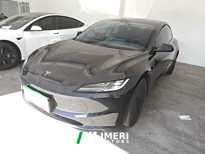 Tesla Model 3 Rear-Wheel Drive - автомобиль из Китая